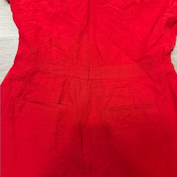 Banana Republic Red short Jumpsuit with back Zip and Pockets - Picture 5 of 9